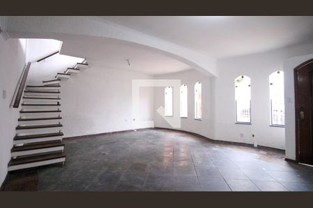 Sala de casa para alugar com 4 quartos, 250m² em Jardim Sapopemba, São Paulo