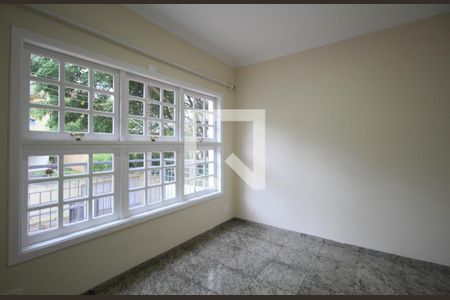 Sala TV de casa à venda com 4 quartos, 430m² em Jardim Vitoria Regia (Zona Oeste), São Paulo