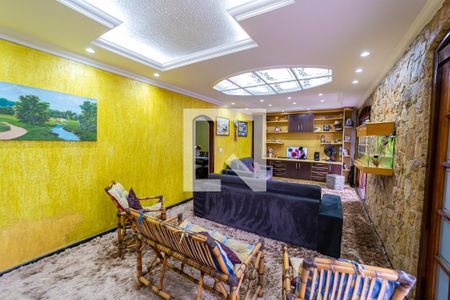 Sala de casa para alugar com 3 quartos, 300m² em Parque Paineiras, São Paulo