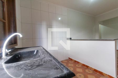 Sala e Cozinha de casa para alugar com 2 quartos, 90m² em Jardim Três Marias, São Paulo