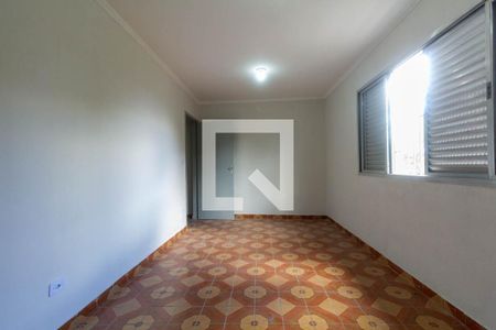 Quarto 1 de casa para alugar com 2 quartos, 90m² em Jardim Três Marias, São Paulo