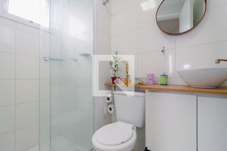 Banheiro da Suíte de apartamento para alugar com 1 quarto, 24m² em Parque Arariba, São Paulo