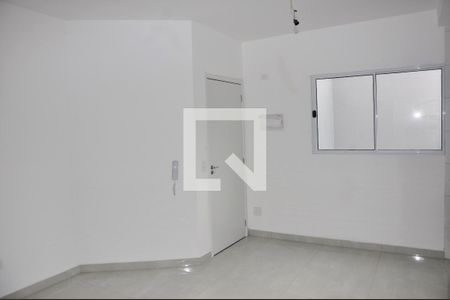 Sala/Cozinha de apartamento para alugar com 1 quarto, 35m² em Vila Mangalot, São Paulo