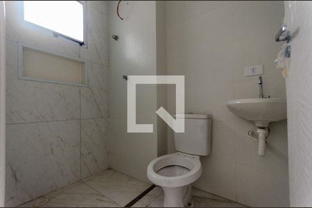 Banheiro Social de kitnet/studio para alugar com 1 quarto, 36m² em Vila Mangalot, São Paulo