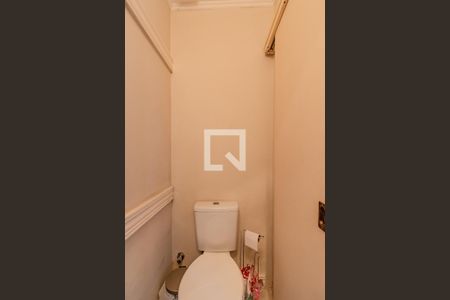 Lavabo de casa de condomínio à venda com 3 quartos, 150m² em Teresópolis, Porto Alegre