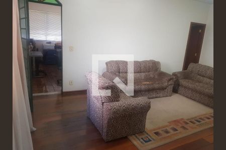 Foto 01 de casa à venda com 4 quartos, 700m² em Santa Cruz Industrial, Contagem