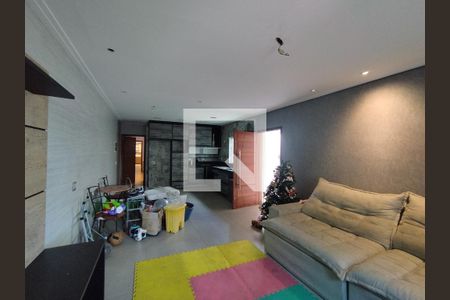 Sala de casa para alugar com 2 quartos, 90m² em Jardim Maria Estela, São Paulo