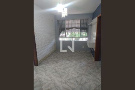 Sala de apartamento à venda com 2 quartos, 68m² em São Lourenço, Niterói