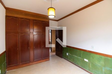 Quarto de casa de condomínio à venda com 5 quartos, 420m² em Itaipu, Niterói