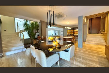 Sala de casa de condomínio à venda com 4 quartos, 500m² em Jardim Paulista, Barueri