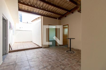 Casa para alugar com 3 quartos, 270m² em Baeta Neves, São Bernardo do Campo