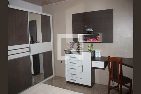 Quarto 1 de casa à venda com 3 quartos, 180m² em Costa E Silva, Porto Alegre