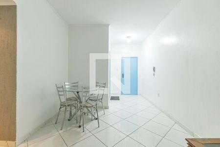 Sala de apartamento à venda com 2 quartos, 70m² em Petrópolis, Porto Alegre
