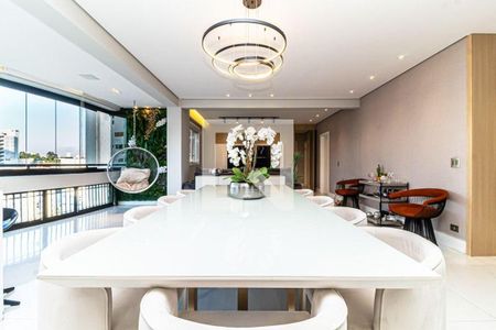 Sala de apartamento à venda com 3 quartos, 158m² em Moema, São Paulo