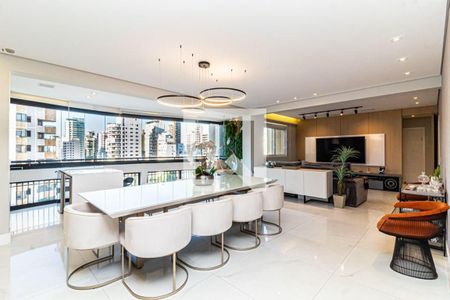 Sala de apartamento à venda com 3 quartos, 158m² em Moema, São Paulo