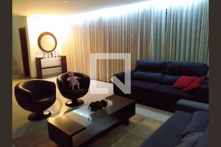 Sala de casa de condomínio à venda com 5 quartos, 350m² em Condados da Lagoa, Lagoa Santa