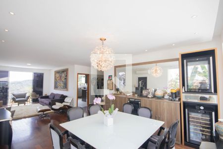 Sala de casa para alugar com 4 quartos, 330m² em Vila Irmaos Arnoni, São Paulo