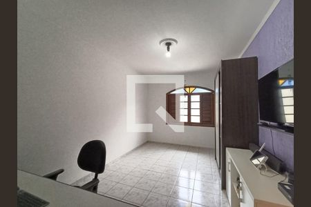 Casa à venda com 3 quartos, 124m² em Vila Ema, São Paulo