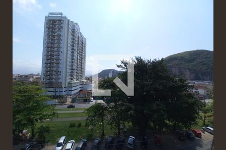 Sala 1 de apartamento para alugar com 2 quartos, 70m² em Centro, São Vicente