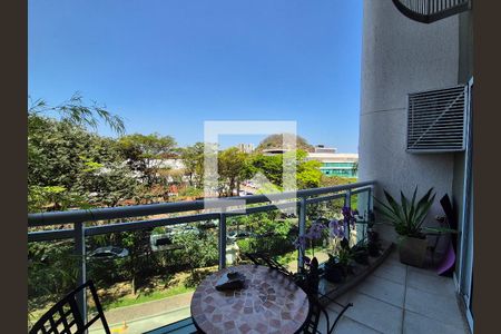 Varanda de apartamento à venda com 2 quartos, 92m² em Barra da Tijuca, Rio de Janeiro