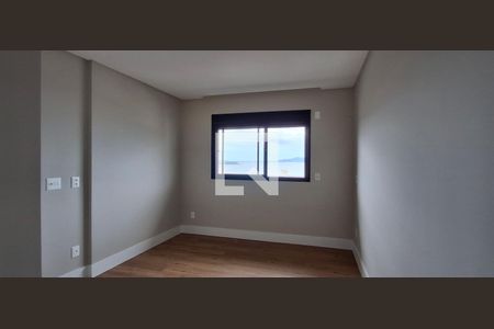 Suíte de apartamento para alugar com 2 quartos, 74m² em Kobrasol, São José
