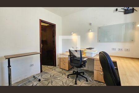 Escritório de casa para alugar com 5 quartos, 720m² em Interlagos, São Paulo