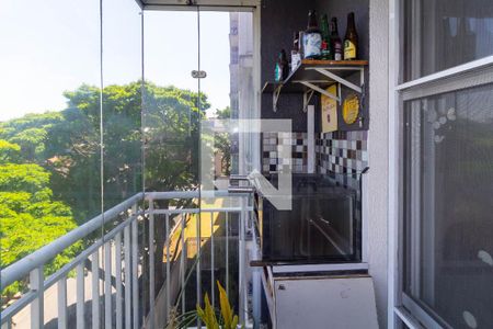 Sacada da Sala de apartamento à venda com 3 quartos, 60m² em Jardim Guairaca, São Paulo