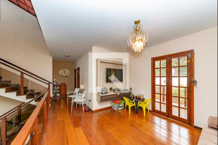 Sala 3 de casa à venda com 5 quartos, 389m² em Santa Lúcia, Belo Horizonte