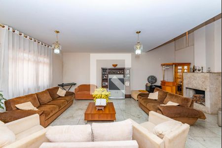 Sala 1 de casa à venda com 5 quartos, 389m² em Santa Lúcia, Belo Horizonte