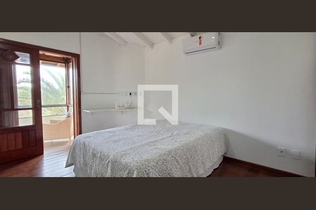 Suíte 1 de casa para alugar com 5 quartos, 840m² em Rio Tavares, Florianópolis