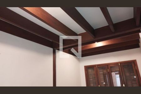 Casa para alugar com 4 quartos, 550m² em Jardim Leonor, São Paulo