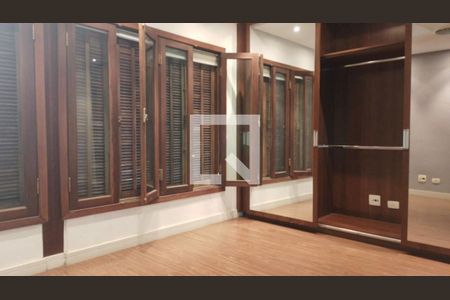 Casa para alugar com 4 quartos, 550m² em Jardim Leonor, São Paulo