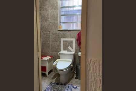 Banheiro de casa de condomínio para alugar com 4 quartos, 284m² em Centro, Niterói