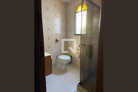 Banheiro de casa de condomínio para alugar com 4 quartos, 284m² em Centro, Niterói