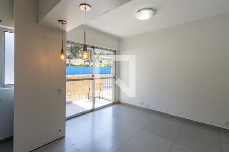 Sala de apartamento para alugar com 3 quartos, 124m² em Vila Ipojuca, São Paulo