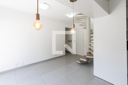 Sala de apartamento para alugar com 3 quartos, 124m² em Vila Ipojuca, São Paulo