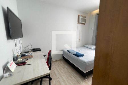 Quarto 2 de casa de condomínio para alugar com 3 quartos, 80m² em Parque Fluminense, Duque de Caxias