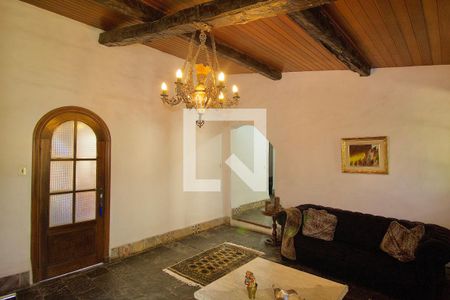 Sala 2 de casa à venda com 3 quartos, 485m² em Pampulha, Belo Horizonte