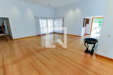 Sala 1 de casa para alugar com 7 quartos, 1000m² em Vila Tramontano, São Paulo