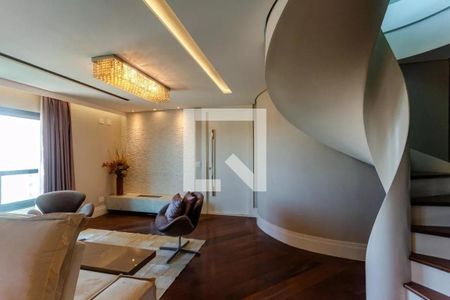 Apartamento para alugar com 3 quartos, 360m² em Vila Palmeiras, São Paulo