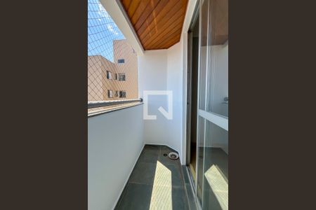 Sacada da Sala de apartamento para alugar com 3 quartos, 64m² em Vila dos Remédios, São Paulo