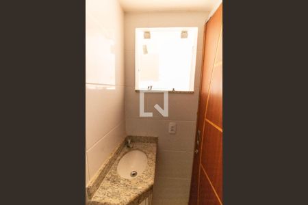 Lavabo de casa de condomínio à venda com 2 quartos, 67m² em Engenho do Mato, Niterói