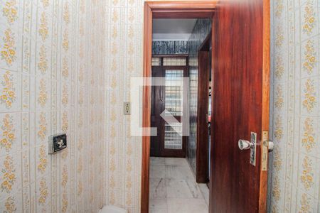 Lavabo de casa à venda com 4 quartos, 420m² em Jardim Lindóia, Porto Alegre
