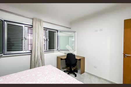 Quarto 1 de casa para alugar com 2 quartos, 110m² em Burgo Paulista, São Paulo