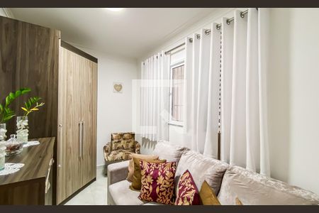 Quarto 2 de casa para alugar com 2 quartos, 110m² em Burgo Paulista, São Paulo