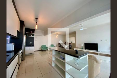 Sala/Cozinha de apartamento para alugar com 3 quartos, 168m² em Vila Assuncao, Praia Grande