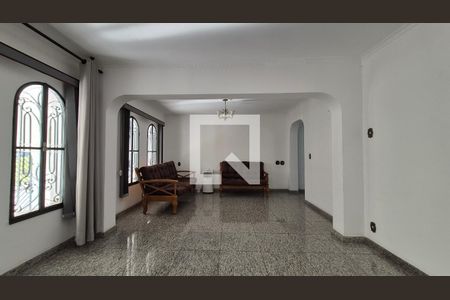 Sala de casa para alugar com 3 quartos, 256m² em Vila Gilda, Santo André