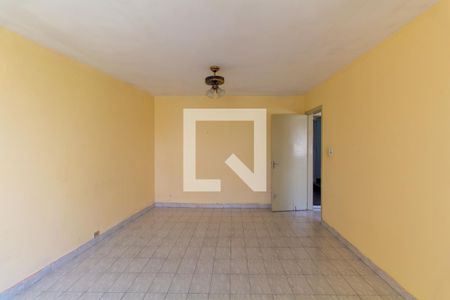 Quarto 1 de casa para alugar com 2 quartos, 160m² em Vila Ema, São Paulo