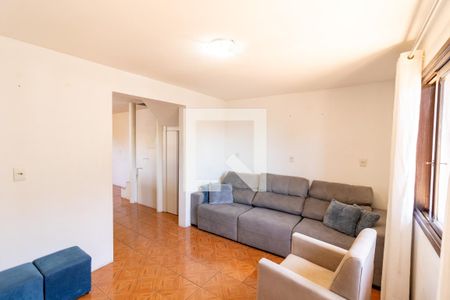 Sala de TV de casa à venda com 4 quartos, 92m² em Santo Antônio, Porto Alegre