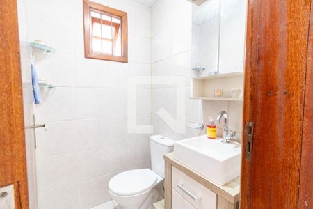 Lavabo de casa à venda com 4 quartos, 92m² em Santo Antônio, Porto Alegre